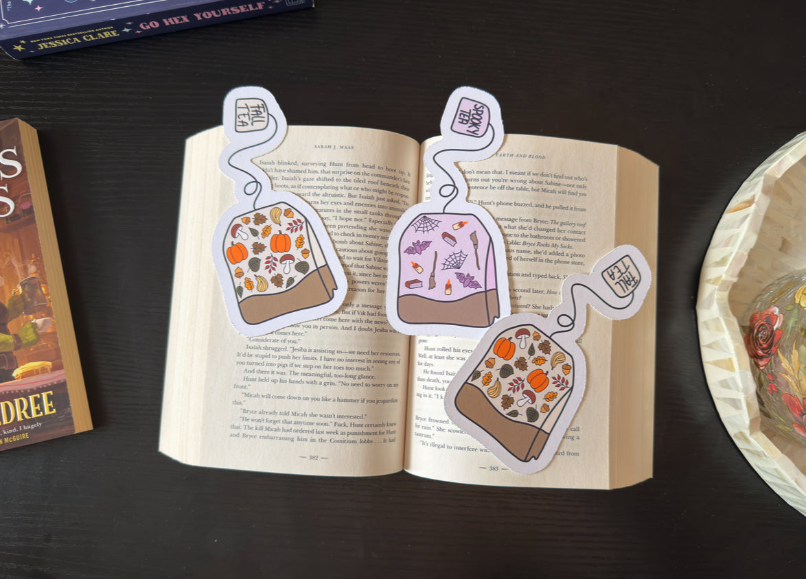 GOING BATS Tea Bookmark
